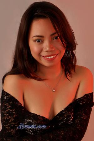 154105 - Clarisse Mae Idade: 27 - As Filipinas
