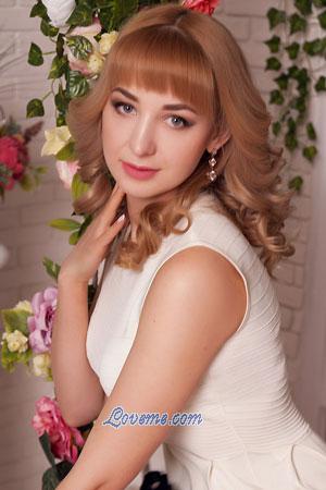 186208 - Elena Idade: 35 - Ucrânia