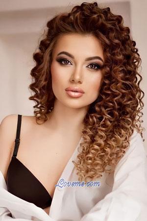 201237 - Alexandra Idade: 29 - Ucrânia