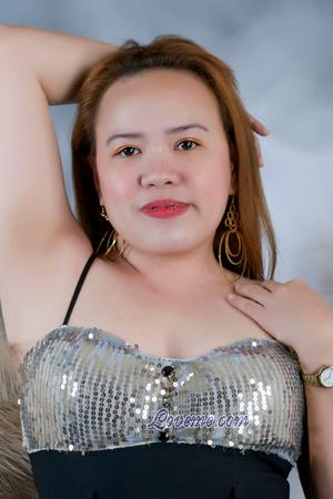 217765 - Lilian Idade: 34 - As Filipinas
