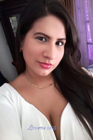 180486 - Ligia Idade: 36 - Colômbia