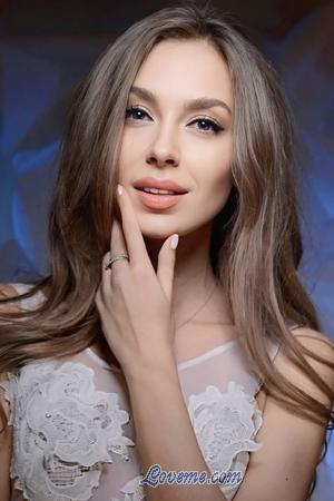 212372 - Olga Idade: 38 - Ucrânia