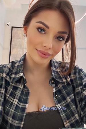 223079 - Viktoriia Idade: 23 - Ucrânia