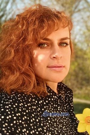 223102 - Olesya Idade: 44 - Ucrânia