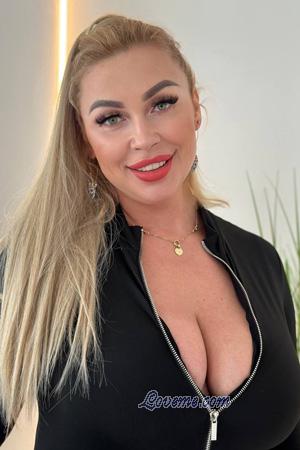 223104 - Viktoriia Idade: 41 - Ucrânia