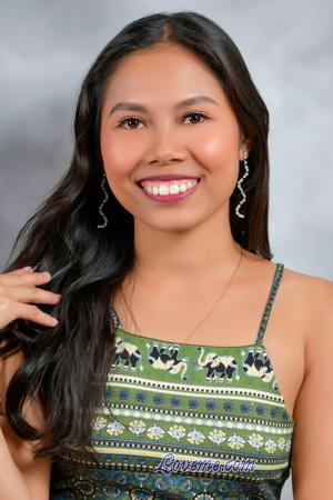 223136 - Lea Idade: 25 - As Filipinas
