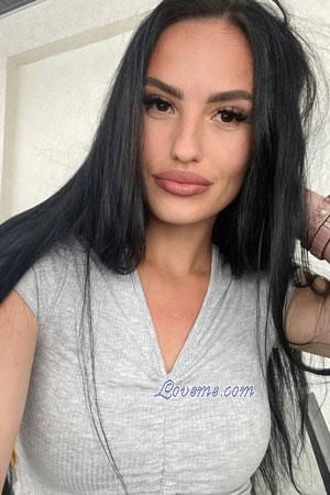 223799 - Anastasiia Idade: 27 - Ucrânia