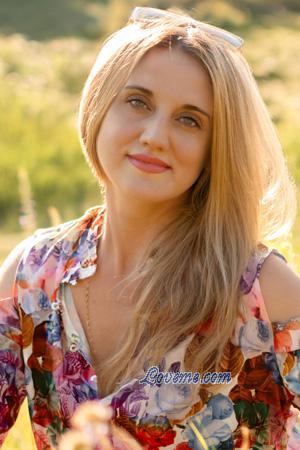 223976 - Oksana Idade: 47 - Ucrânia