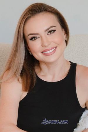 224086 - Viktoriia Idade: 38 - Ucrânia