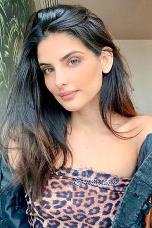 224476 - Lara Idade: 28 - Brazil