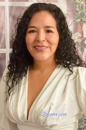 224510 - Vilma Idade: 41 - Peru