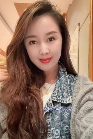 224848 - Lily Idade: 41 - China