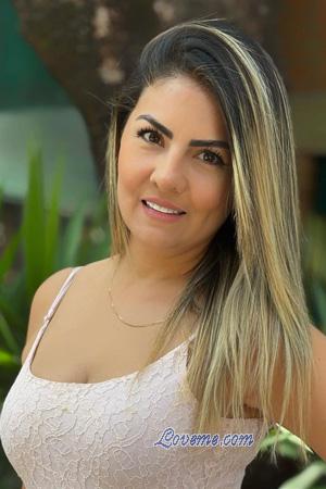 224906 - Sara Idade: 40 - Colômbia