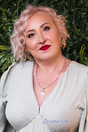 224983 - Nataliia Idade: 57 - Ucrânia
