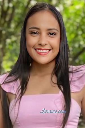 224996 - Carmen Idade: 27 - Colômbia