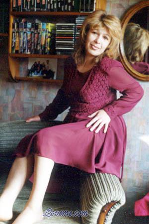 51156 - Elena Idade: 43 - Russia