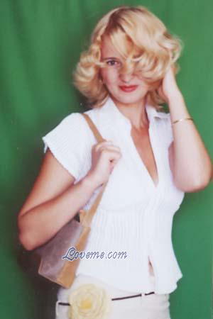 52936 - Olga Idade: 36 - Russia