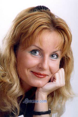 53623 - Elena Idade: 40 - Ucrânia