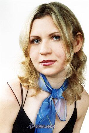 56660 - Alina Idade: 29 - Ucrânia