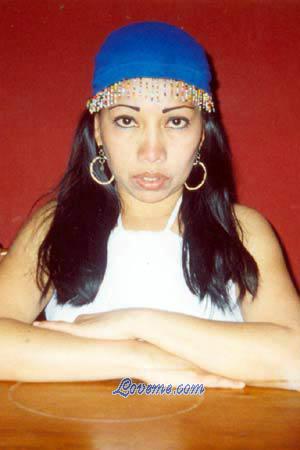 73678 - Francisca Idade: 38 - Peru