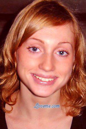 76588 - Ekaterina Idade: 25 - Russia