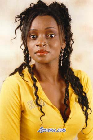 79702 - Maria Yuliza Idade: 30 - Colômbia