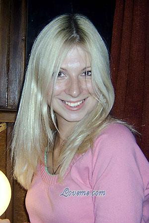 80429 - Elena Idade: 26 - Russia