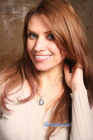 93050 - Svetlana Idade: 44 - Ucrânia